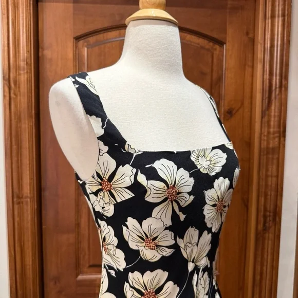 💋Reformation Black and Cream Floral Midi Dress. Size M - Picture 7 of 12